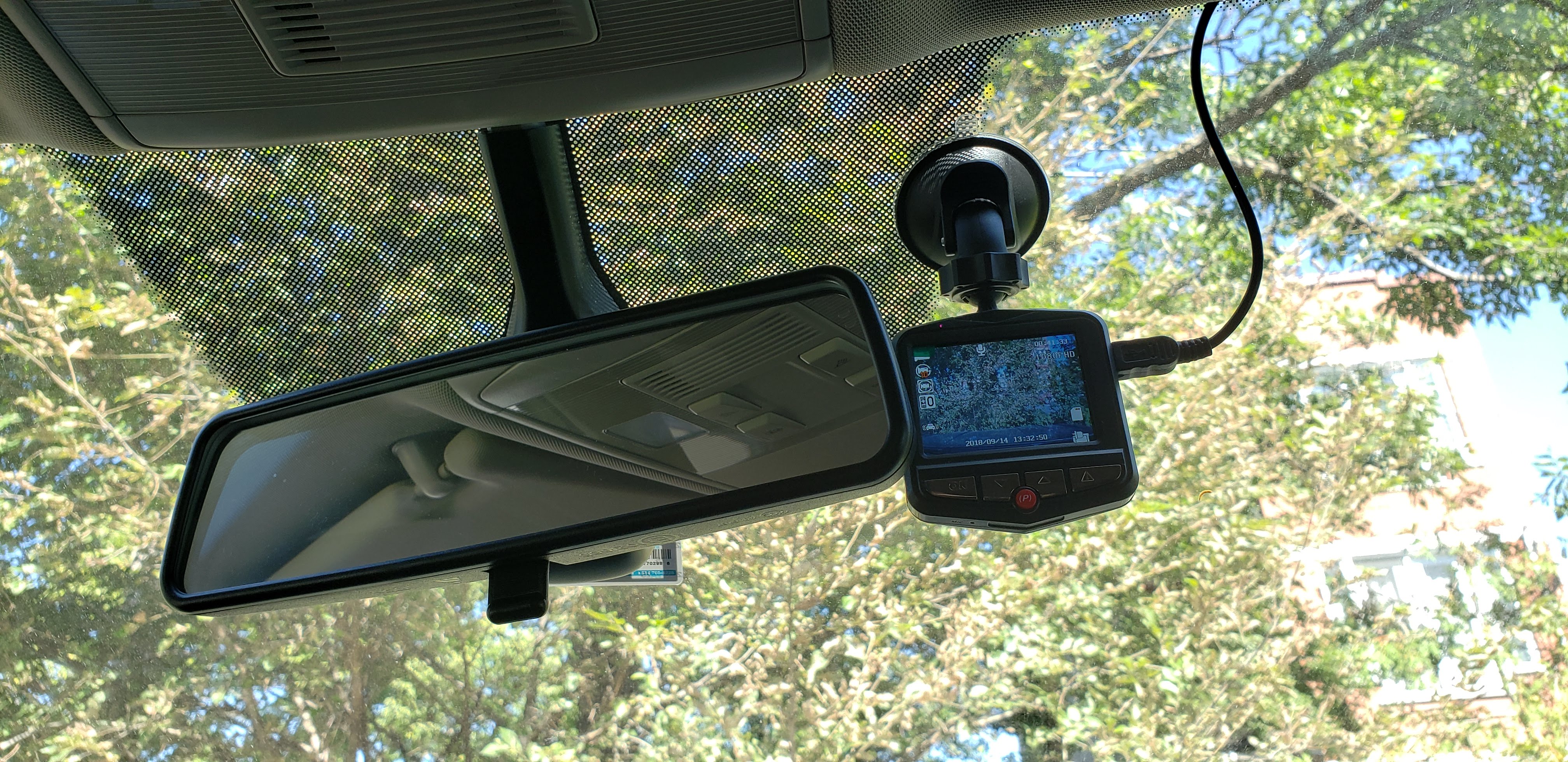Is it Worth to have a DashCam in Canada? • LeaseCosts Canada
