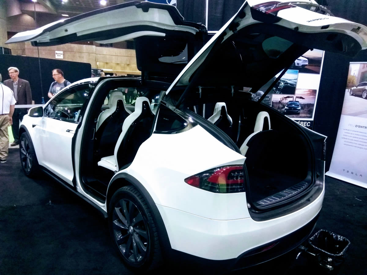 The 2018 Montreal Electric Vehicle Show is On!: Tesla Model X