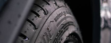 How long does car tire thread lasts