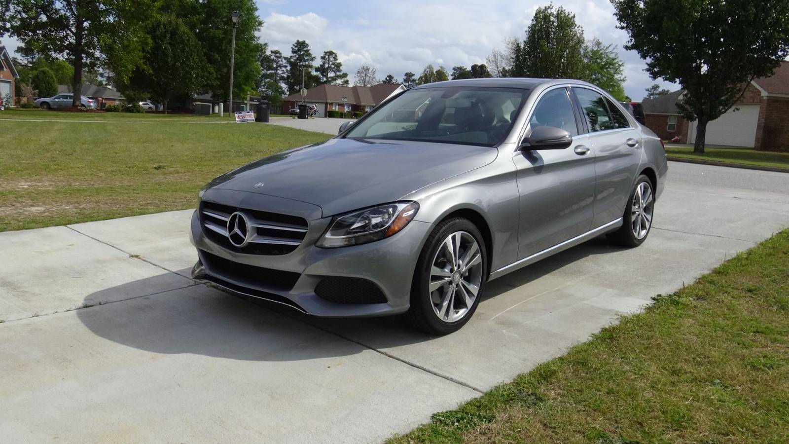Mercedes-Benz Lease Takeover in Montreal, QC: 2016 Mercedes-Benz C300 ...