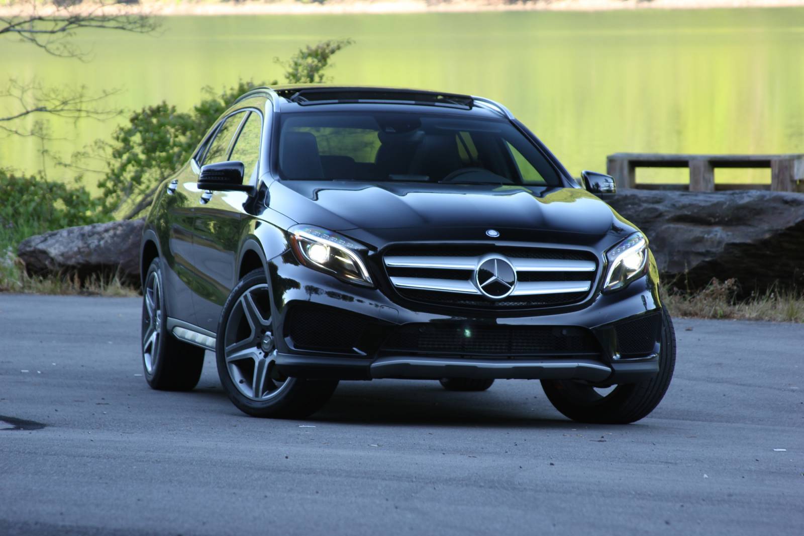 Mercedes-Benz Lease Takeover in Toronto, ON: 2016 Mercedes-Benz GLA 250
