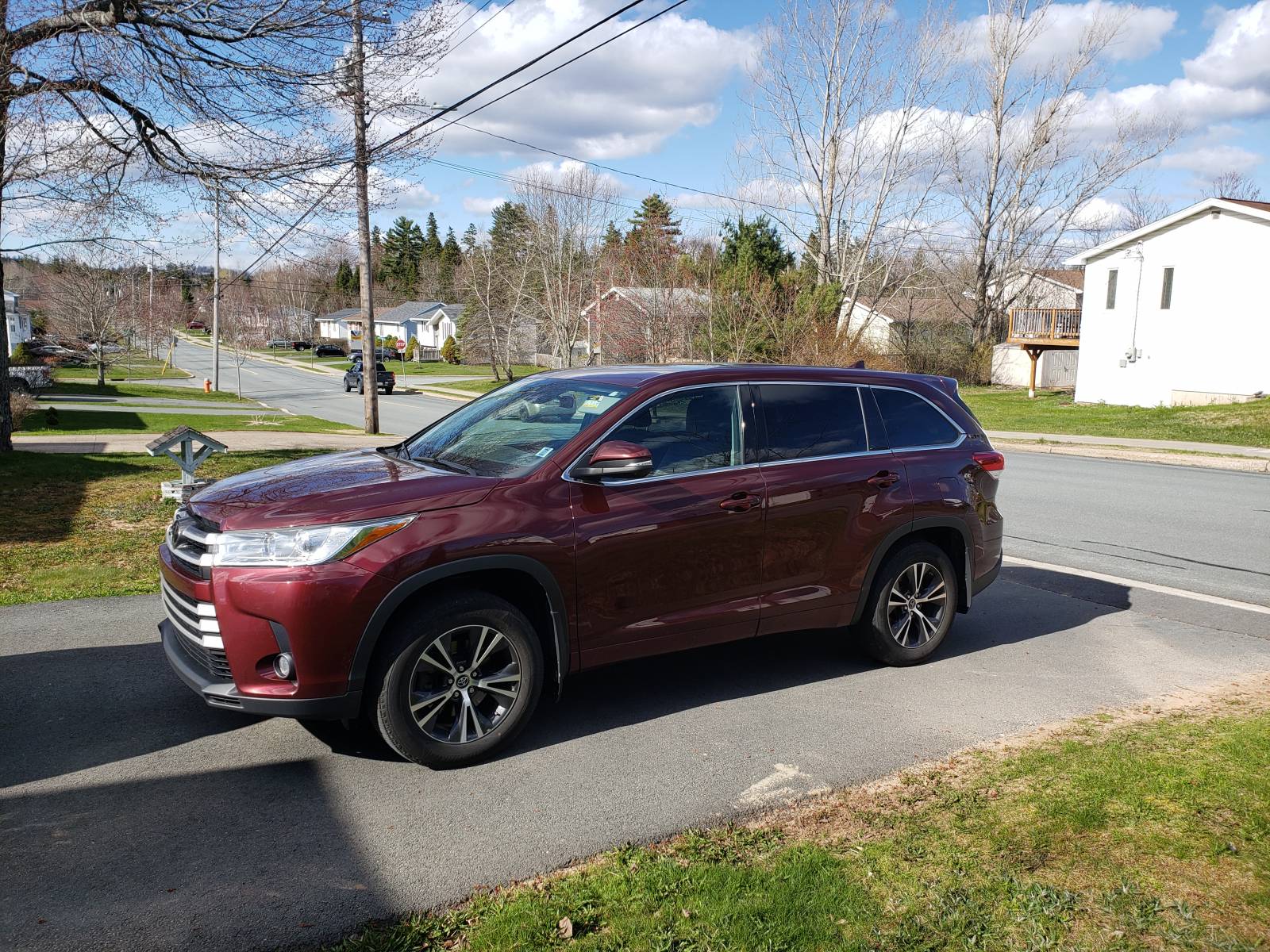 Toyota Lease Takeover in Halifax, NS: 2017 Toyota Highlander LE ...