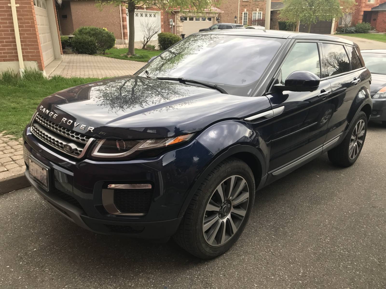 Land Rover Lease Takeover in Mississauga, ON 2017 Land Rover Evoque