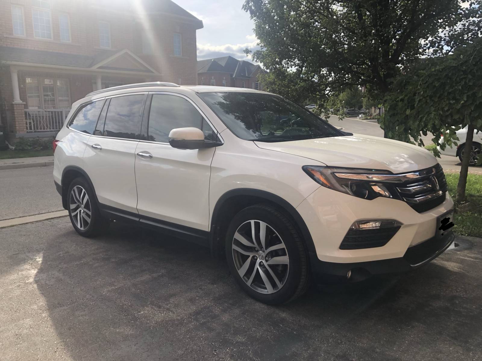 Honda Lease Takeover in Brampton, ON 2018 Honda Pilot Touring
