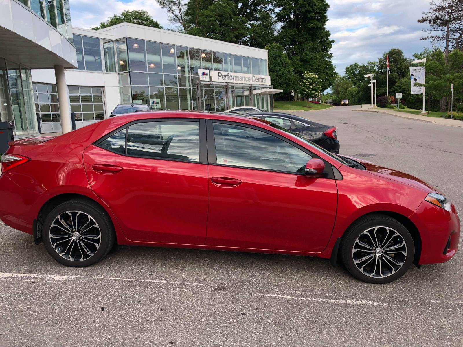 Toyota Lease Takeover in Toronto, ON: 2016 Toyota Corolla S CVT 2WD ID