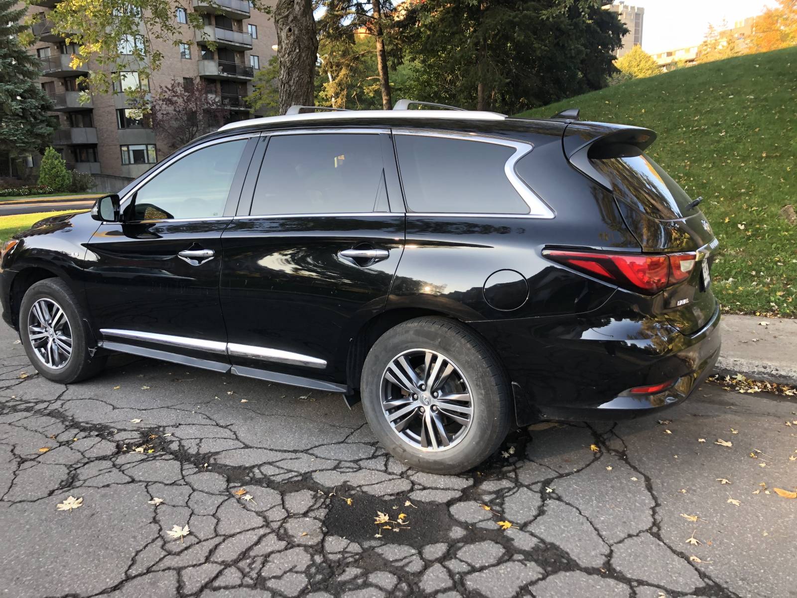 Infiniti Lease Takeover in Montreal, QC: 2016 Infiniti QX60 Fully
