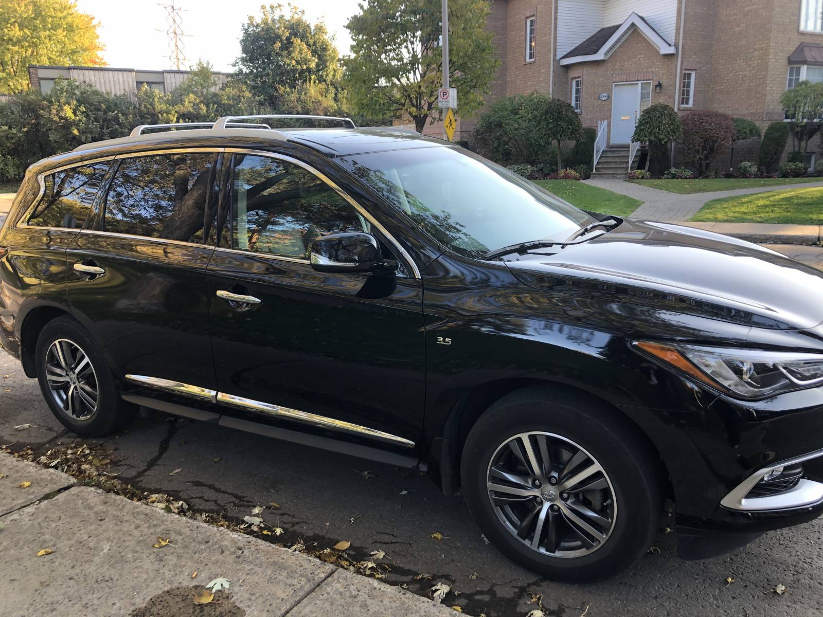 Infiniti Lease Takeover in Montreal, QC: 2016 Infiniti QX60 Fully