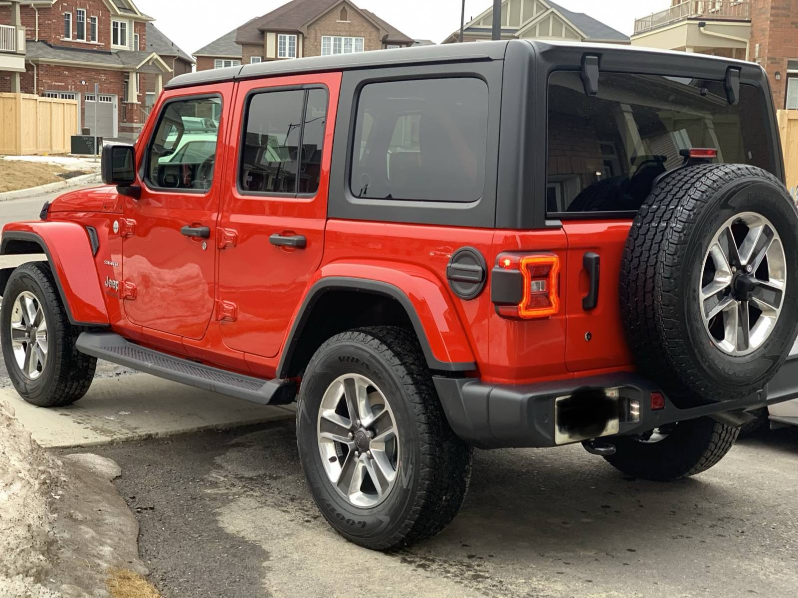 Jeep Lease Takeover in Toronto, ON 2019 Jeep Wrangler Sahara Unlimited