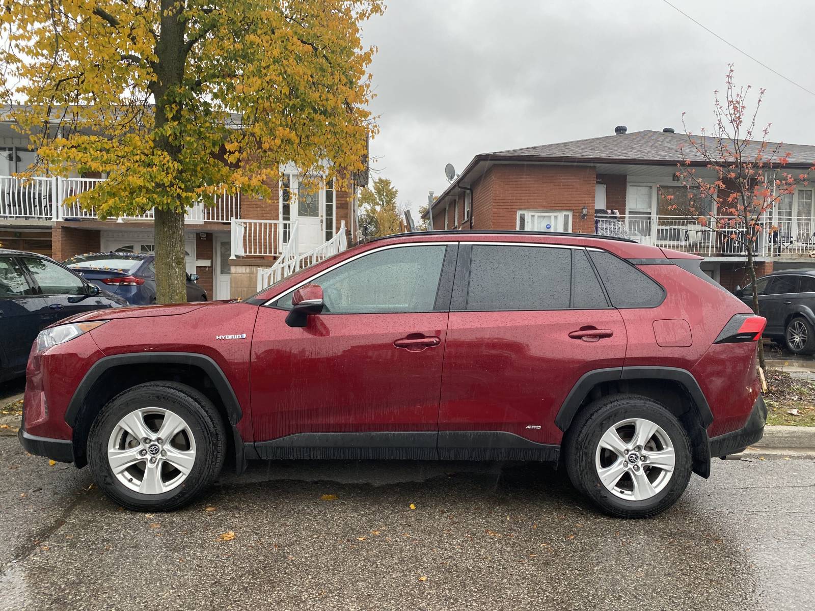 Toyota Lease Takeover in Brampton, ON 2019 Toyota Rav4 XLE hybrid