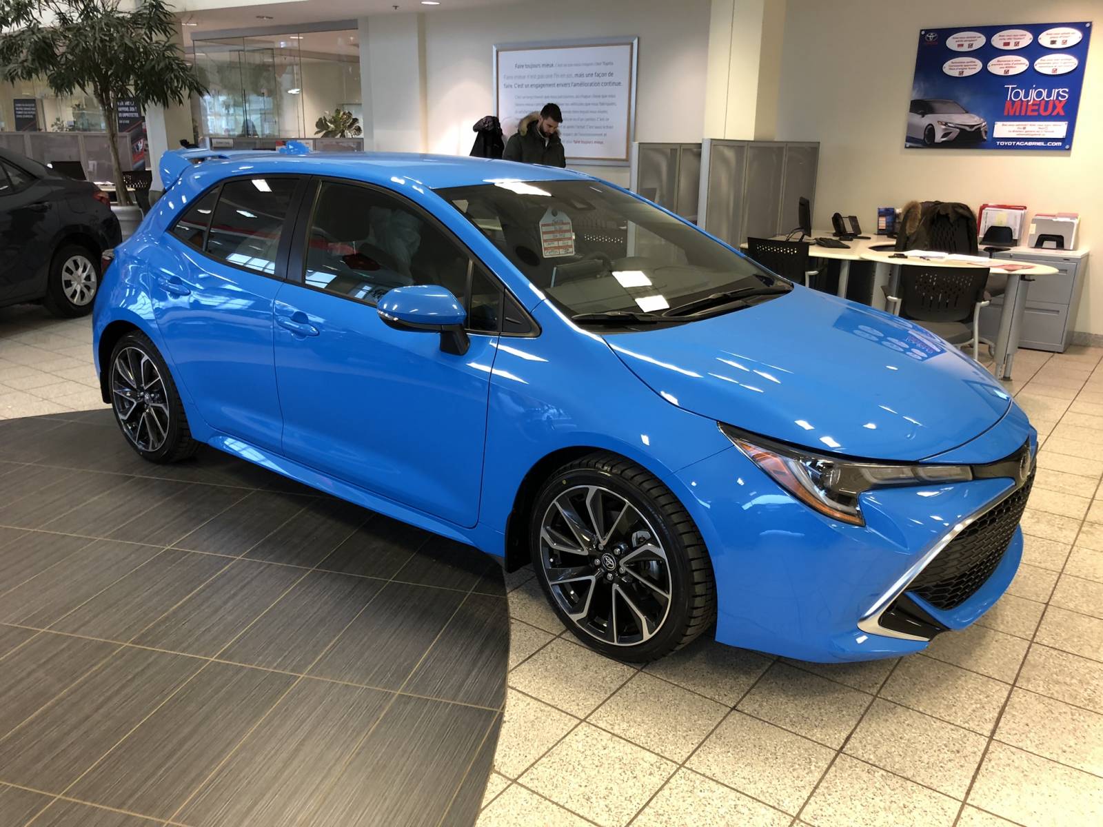 Toyota Lease Takeover in Montreal, QC 2019 Toyota Corolla Hatchback