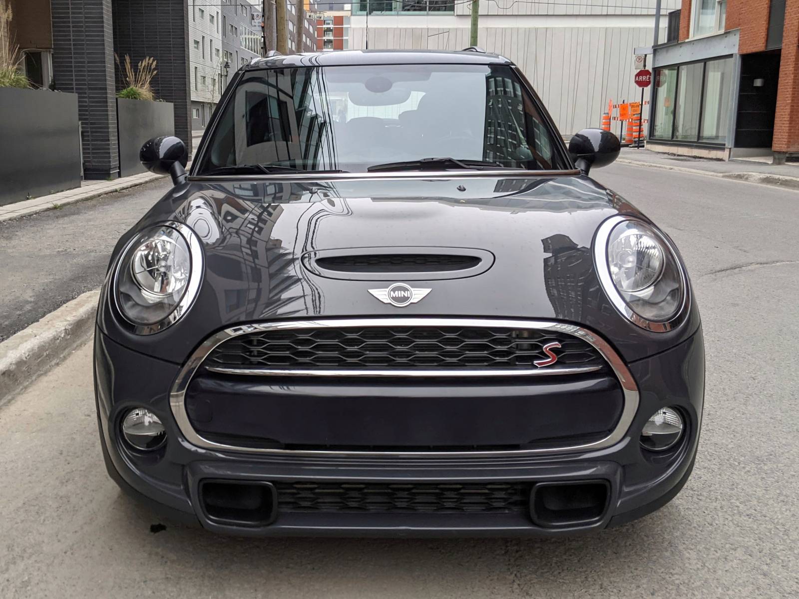 Mini Lease Takeover in Montreal, QC 2017 Mini Cooper S Manual 2WD ID